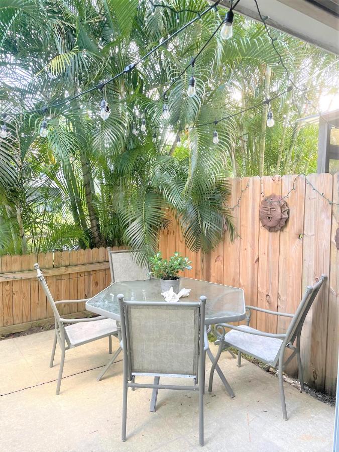 Coastal Townhome In Jupiter 1 Mile To Beach! エクステリア 写真
