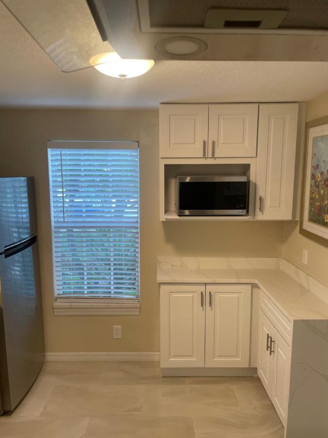 Coastal Townhome In Jupiter 1 Mile To Beach! エクステリア 写真