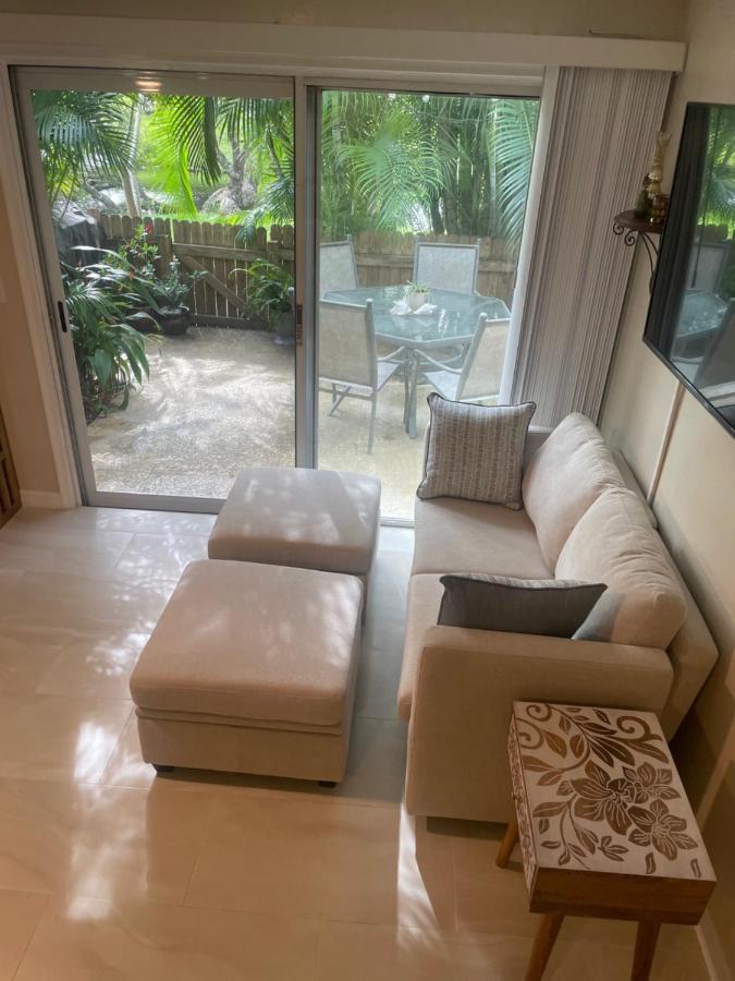 Coastal Townhome In Jupiter 1 Mile To Beach! エクステリア 写真